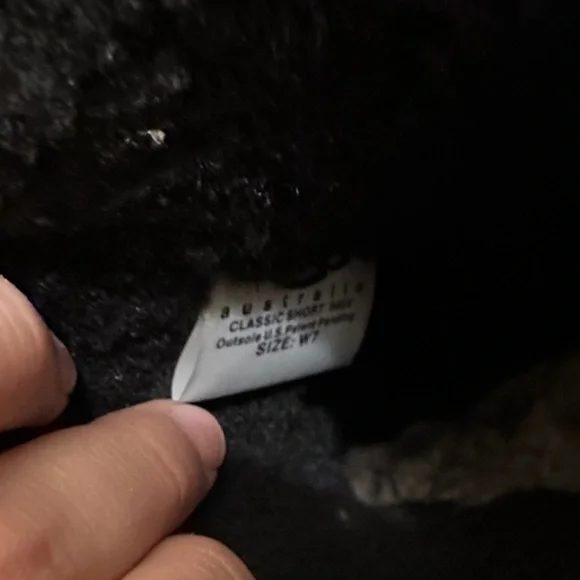 UGG Black Women's Boots - Picture 3 of 5